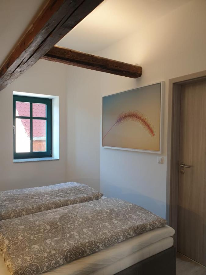 Unterkunft Am Weinberg Nunchritz ภายนอก รูปภาพ